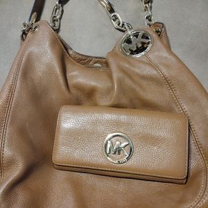 Authentic Micheal Kors purse & matching wallet